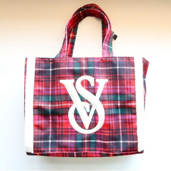 Victoria’s Secret Christmas holiday plaid tote NWT - Picture 6 of 7